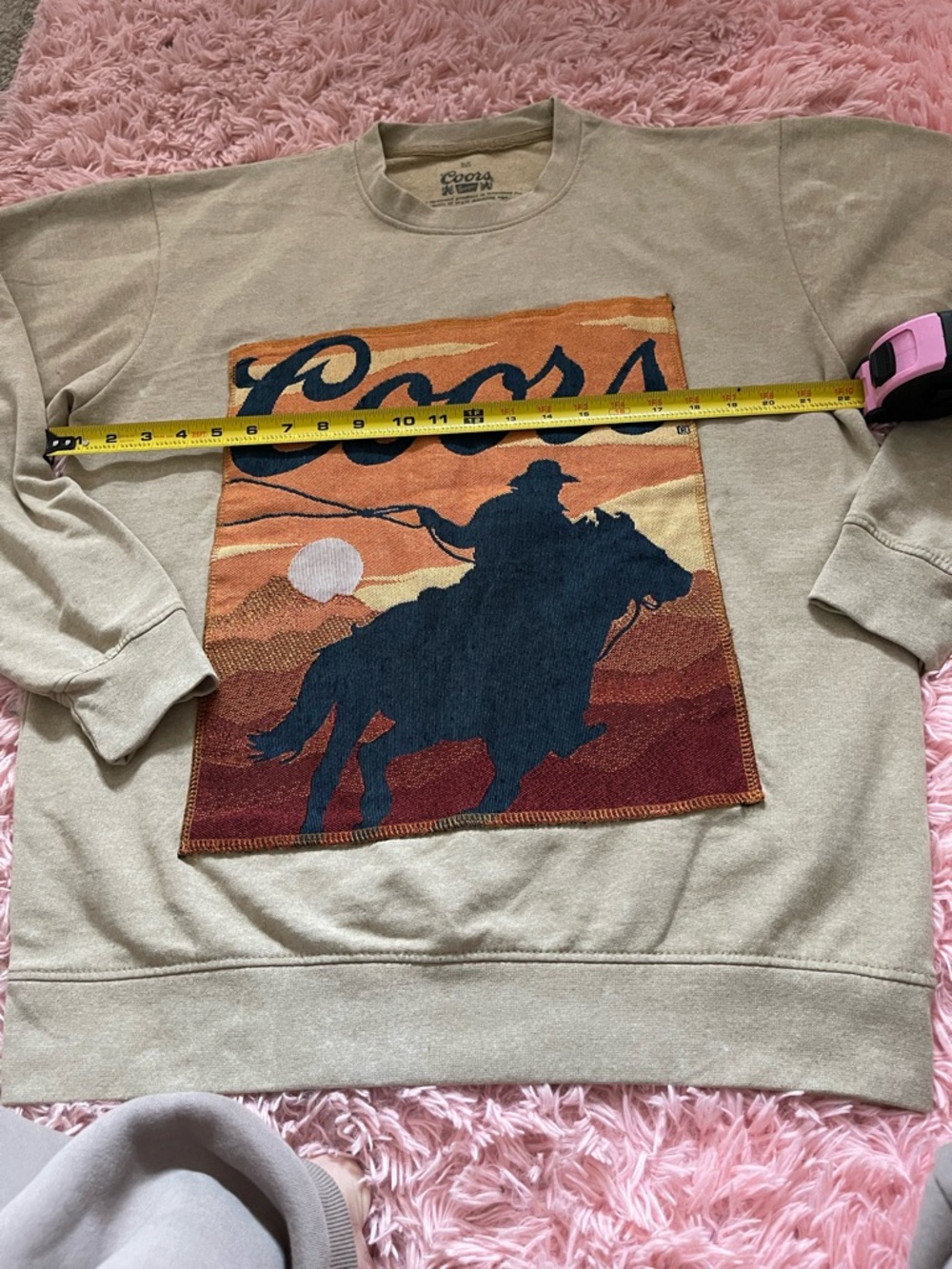 Coors Banquet Western Cowboy Graphic Sweatshirt Beige Size Medium - Picture 4 of 4